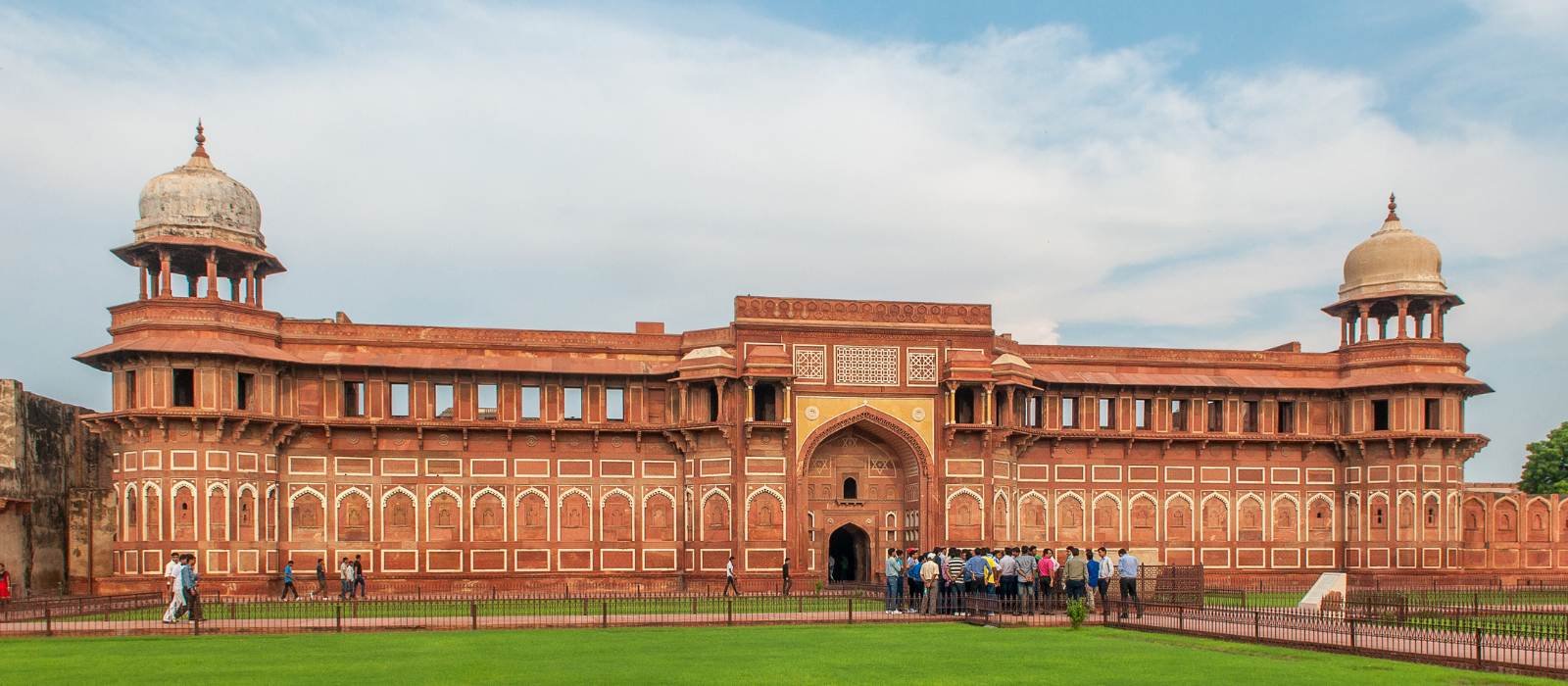 3 Day Golden Triangle Tour India – Delhi Agra Jaipur Tour