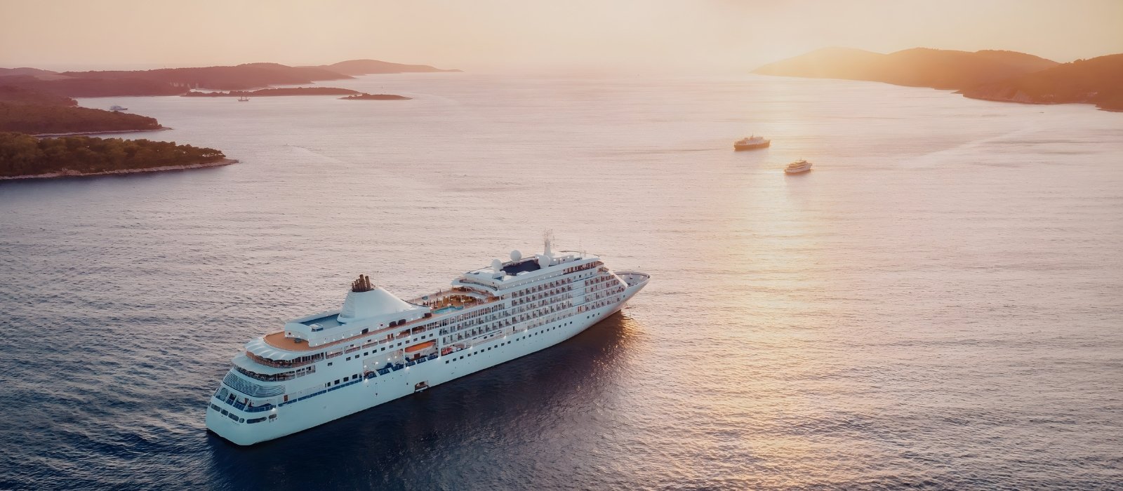 Adventure and Relaxation: From Delhi to Kovalam!